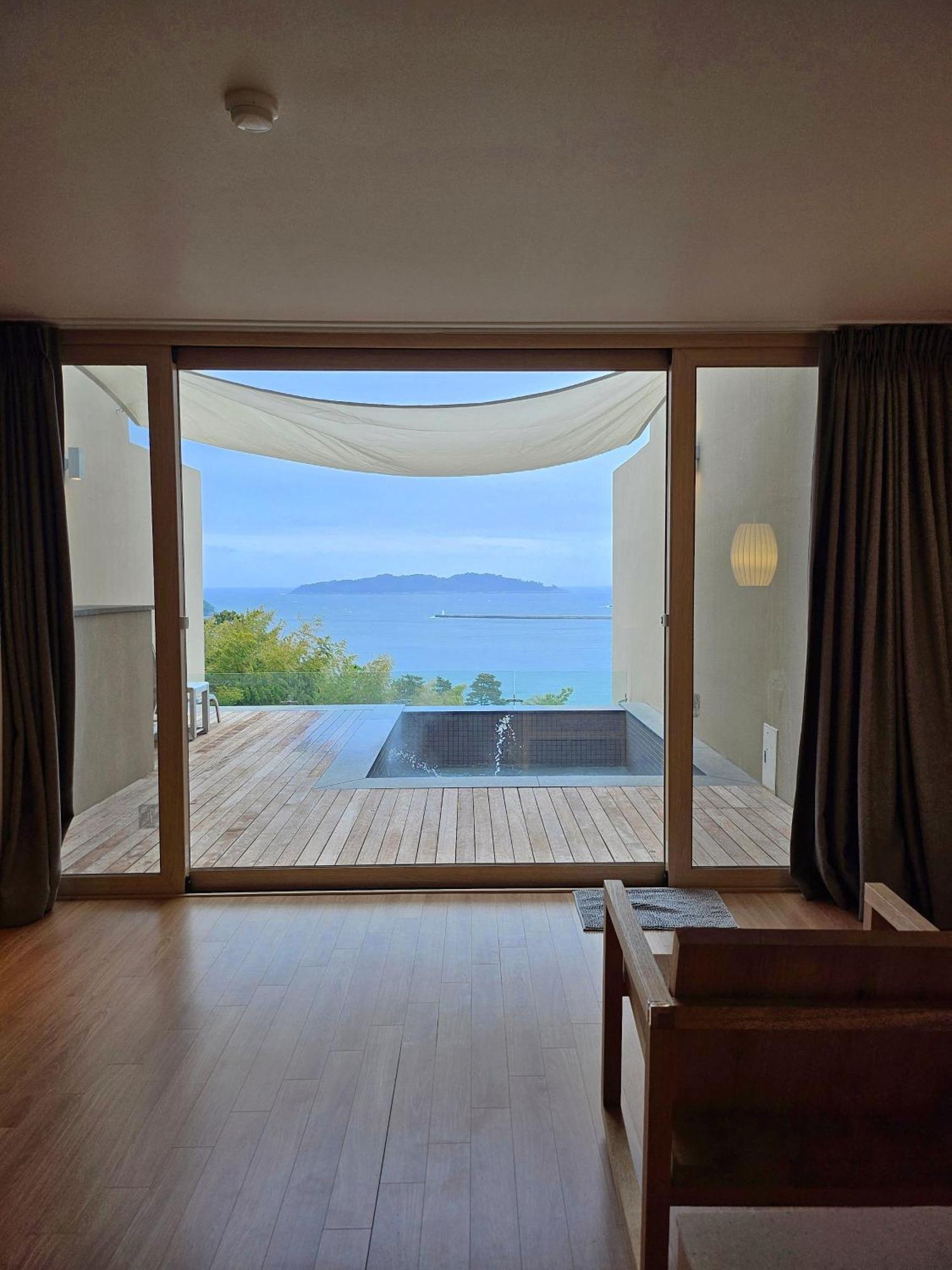 Hotel Sang Sang & Private Sang Sang Pool Villa Geoje Exterior foto